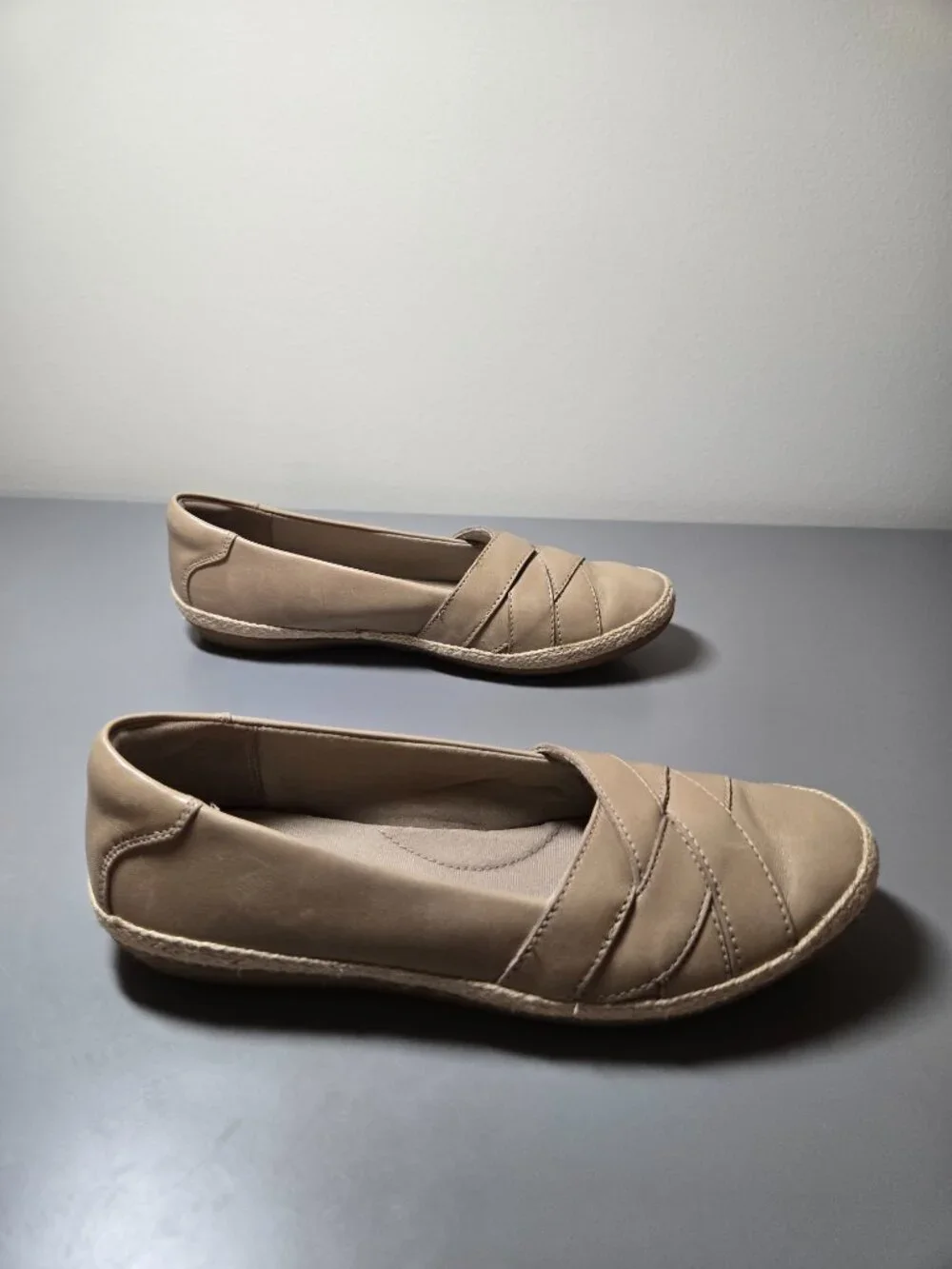 Clarks Collection Women's Danelly Shine Espadrille Tan Slip On Flats Size 8